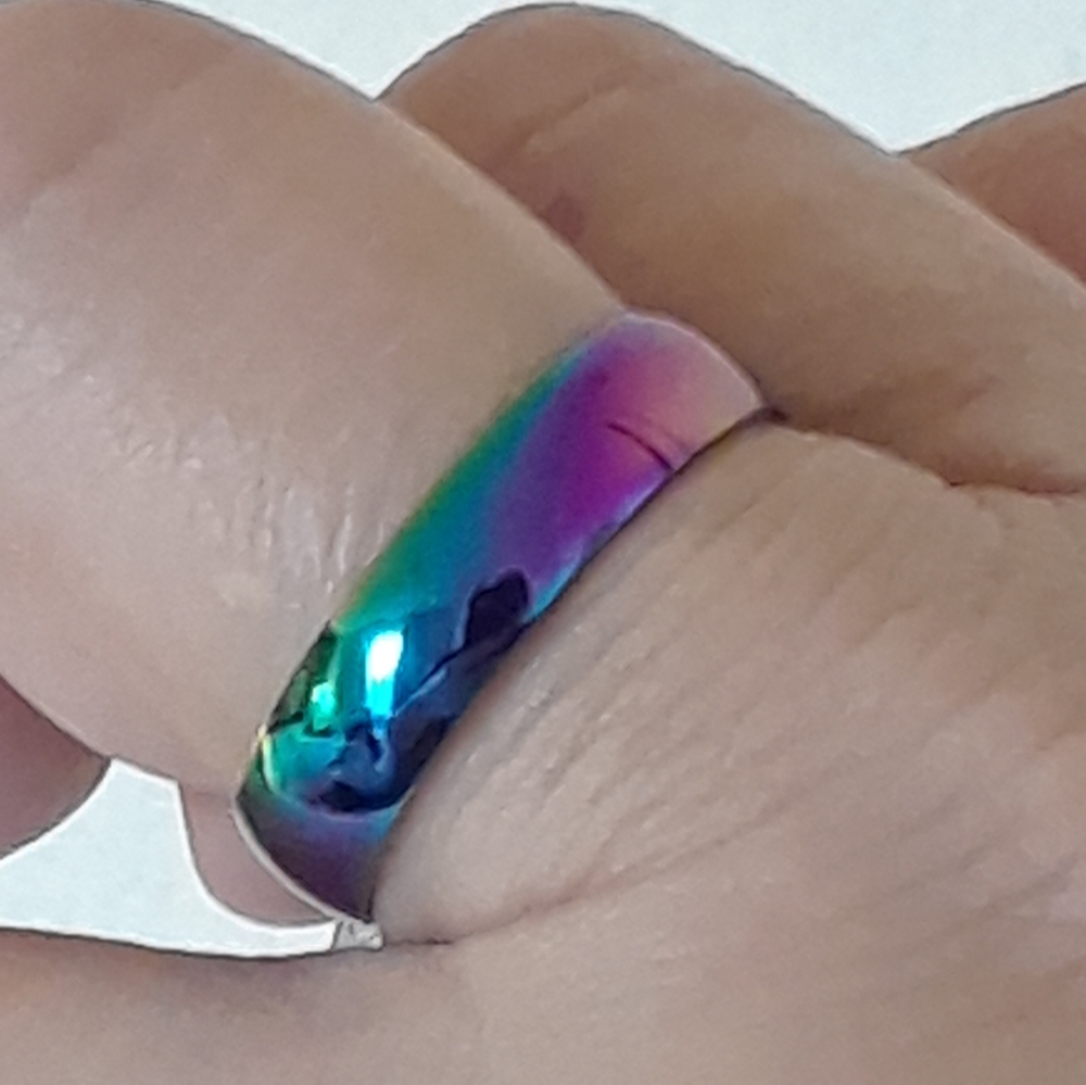 Nwt! METALLIC Rainbow Band Ring + Gift!